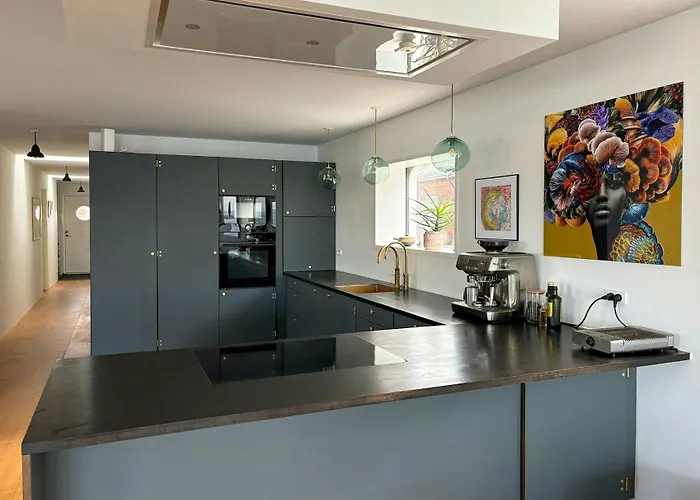 Converted Island Ferry With Sea Access In Stege *